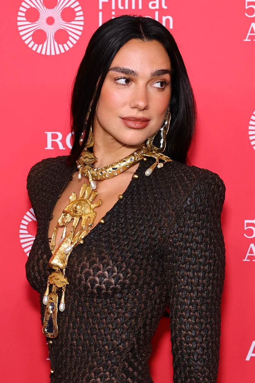 Dualipa4