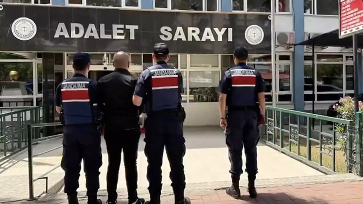 20 Ilde Fetullahci Teror 827