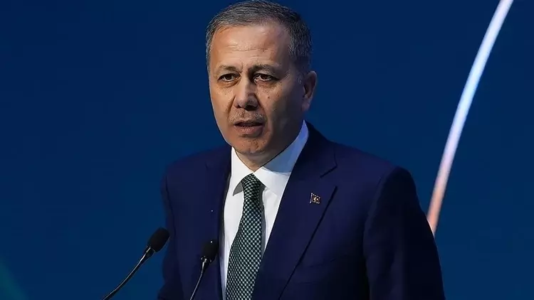 687F2D05D34E5A8273A0704E