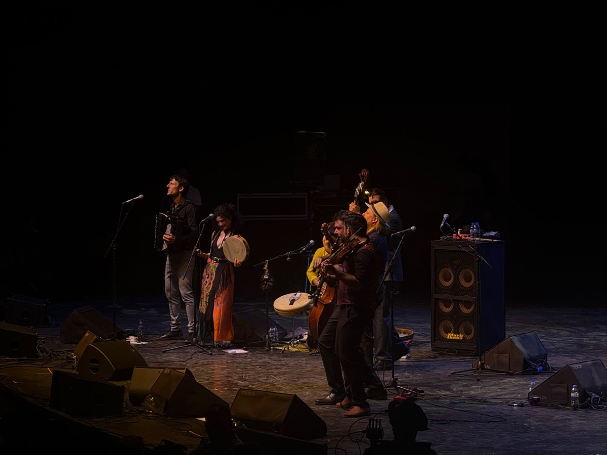 A A 20250713 38552755 38552752 C A N D A N E R C E T I N V E B A R C E L O N A G I P S Y K L E Z M E R O R C H E S T R A S I B U R S A D A K O N S E R V E R D I