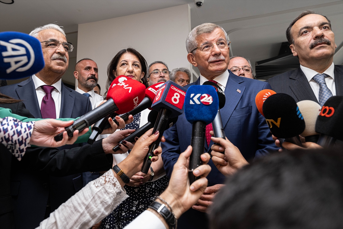 A A 20250716 38577309 38577299 D E M P A R T I H E Y E T I N D E N G E L E C E K P A R T I S I G E N E L B A S K A N I D A V U T O G L U N A Z I Y A R E T