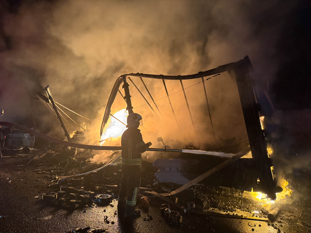 A A 20250718 38599888 38599885 U S A K T A S E Y I R H A L I N D E K I T I R I N D O R S E S I A L E V A L D I