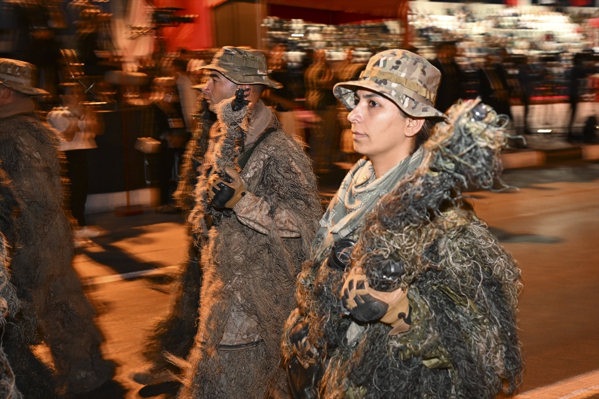 A A 20250720 38613621 38613610 K K T C D E 20 T E M M U Z B A R I S V E O Z G U R L U K B A Y R A M I K U T L A N D I