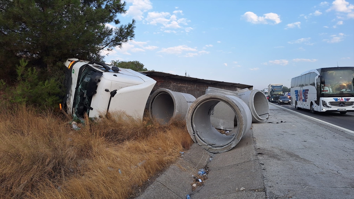 A A 20250726 38665647 38665646 M E R S I N D E Y O L C U O T O B U S U N U N T I R A C A R P M A S I S O N U C U 9 K I S I Y A R A L A N D I