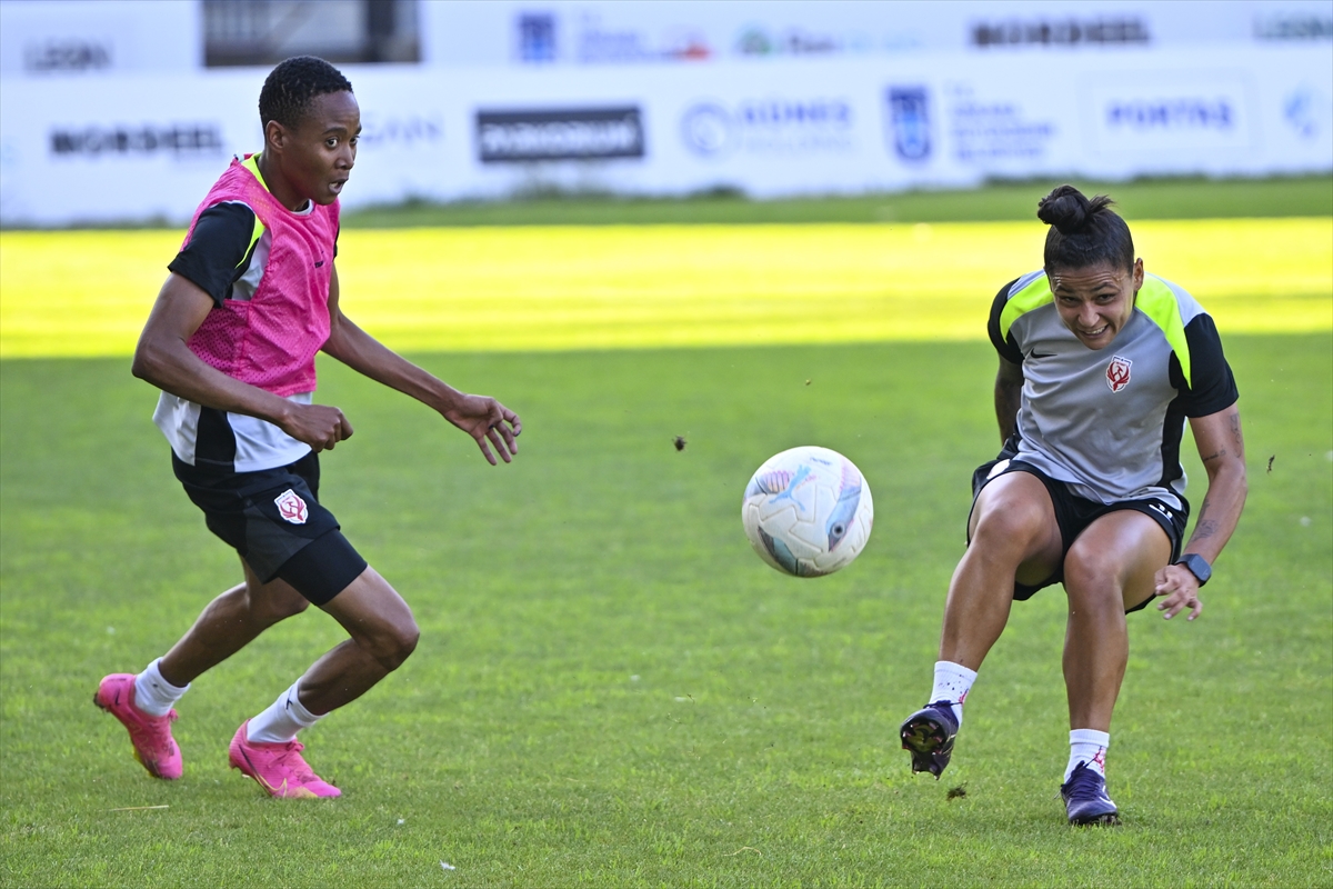 A A 20250726 38666506 38666497 S A M P I Y O N A B B F O M G E T T E G O Z L E R U E F A S A M P I Y O N L A R L I G I E L E M E L E R I N E C E V R I L D I