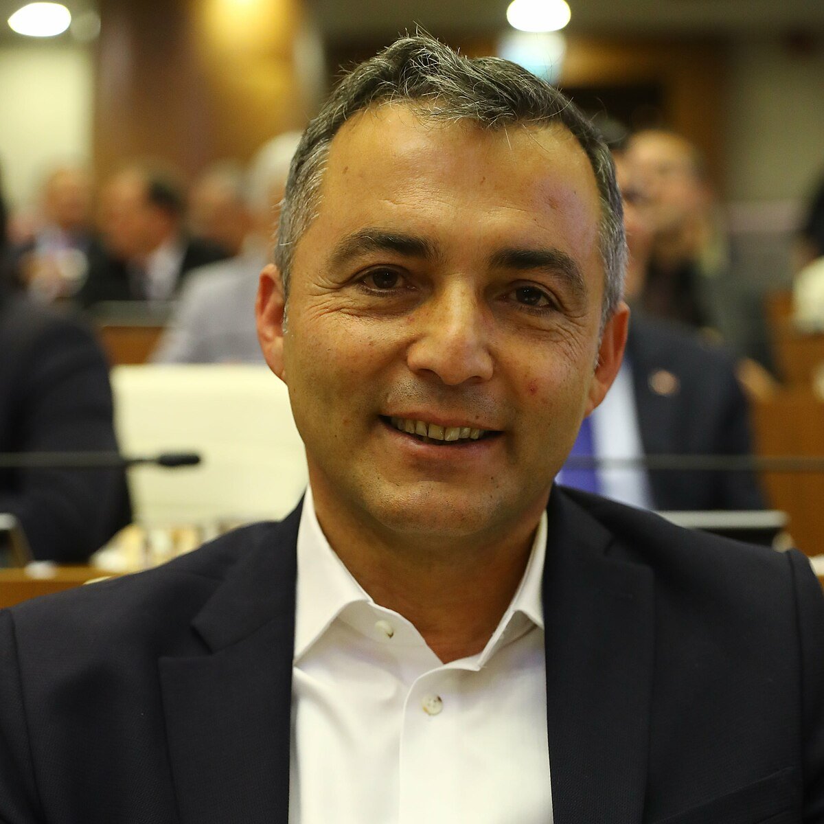 Gv A 9T E W Y A A Lt Bj