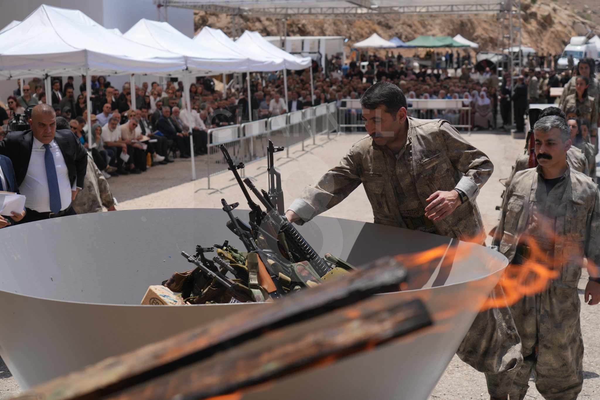 Gvk S9 T Xs A A W Z7 D