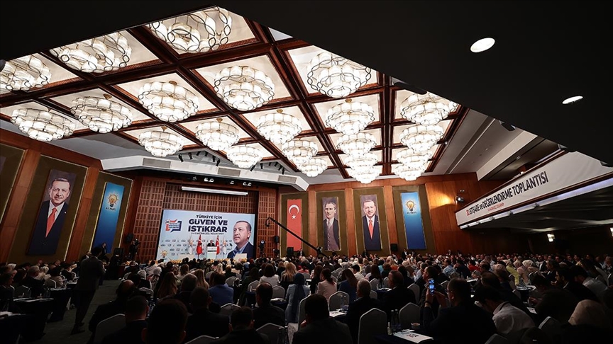 Thumbs B C 640755E46Cf84D131A7576973Cfe1153