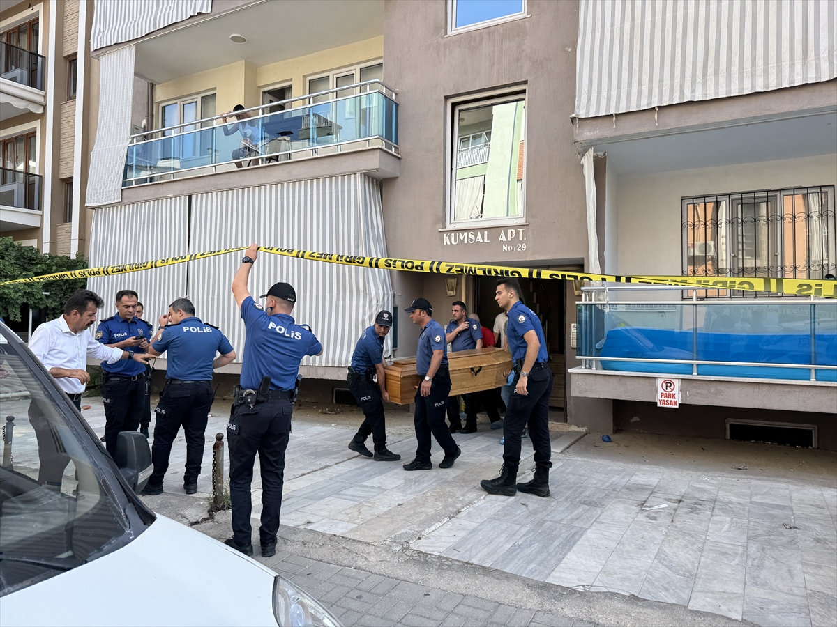 A A 20250801 38719966 38719964 D E N I Z L I D E K A R I S I V E 2 C O C U G U N U O L D U R E N P O L I S M E M U R U I N T I H A R E T T I