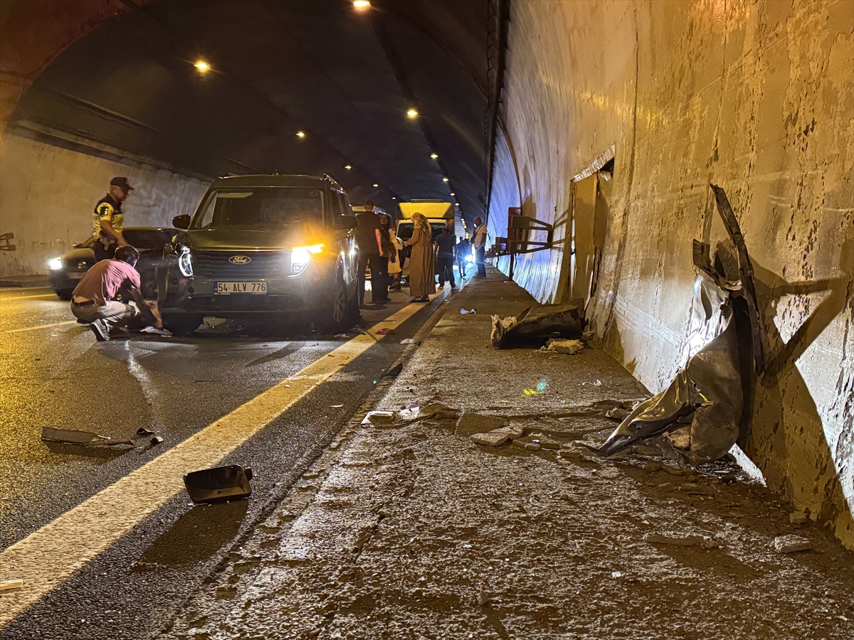 A A 20250809 38781631 38781628 A N A D O L U O T O Y O L U N U N K O C A E L I K E S I M I N D E 5 K I S I N I N Y A R A L A N D I G I Z I N C I R L E M E T R A F I K K A Z A S I U L A S I M I A K S A T T I