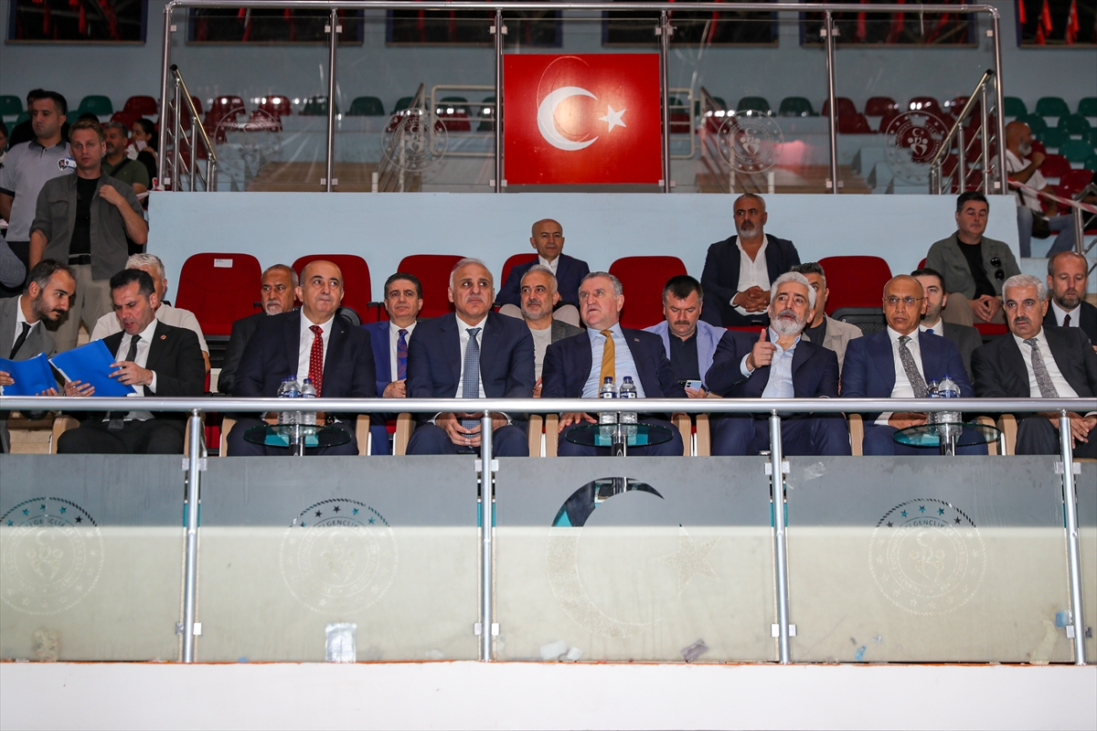 A A 20250809 38782625 38782620 G E N C L I K V E S P O R B A K A N I B A K T U R K I Y E K A R A T E P R E M I E R L I G I R I D V A N G U M U S E T A B I M U S A B A K A L A R I N I I Z L E D I