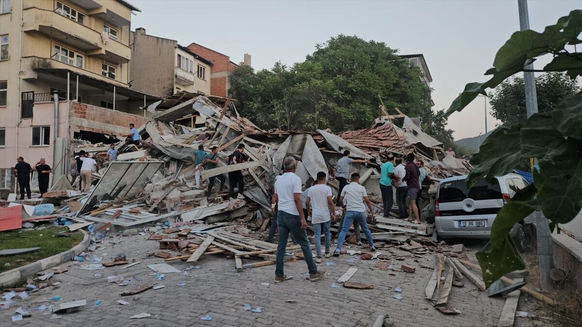 A A 20250810 38793864 38793862 M E R K E Z U S S U B A L I K E S I R I N S I N D I R G I I L C E S I O L A N 61 B U Y U K L U G U N D E D E P R E M M E Y D A N A G E L D I-1