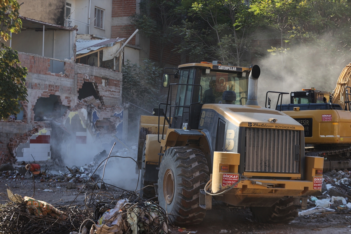 A A 20250812 38806097 38806091 B A L I K E S I R D E K I D E P R E M D E Y I K I L A N B I N A N I N E N K A Z I K A L D I R I L I Y O R