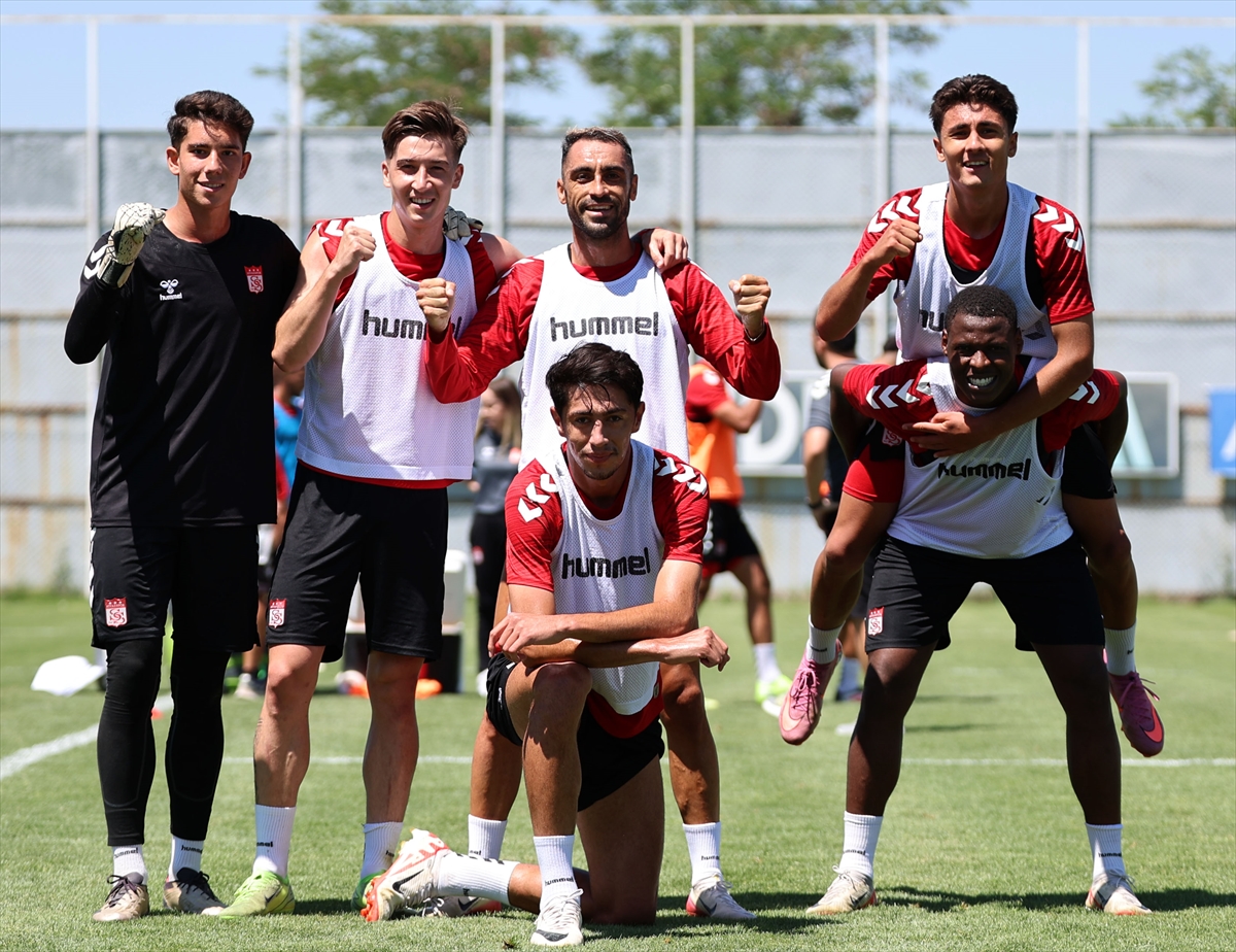 A A 20250813 38818518 38818517 S I V A S S P O R B O D R U M F K M A C I N I N H A Z I R L I K L A R I N I S U R D U R D U