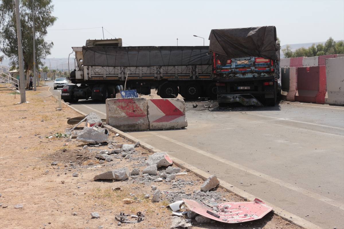 A A 20250821 38886320 38886315 S I R N A K T A S U R U C U L E R I K A R D E S O L A N I K I T I R I N C A R P I S T I G I K A Z A D A A G A B E Y O L D U K A R D E S I Y A R A L A N D I