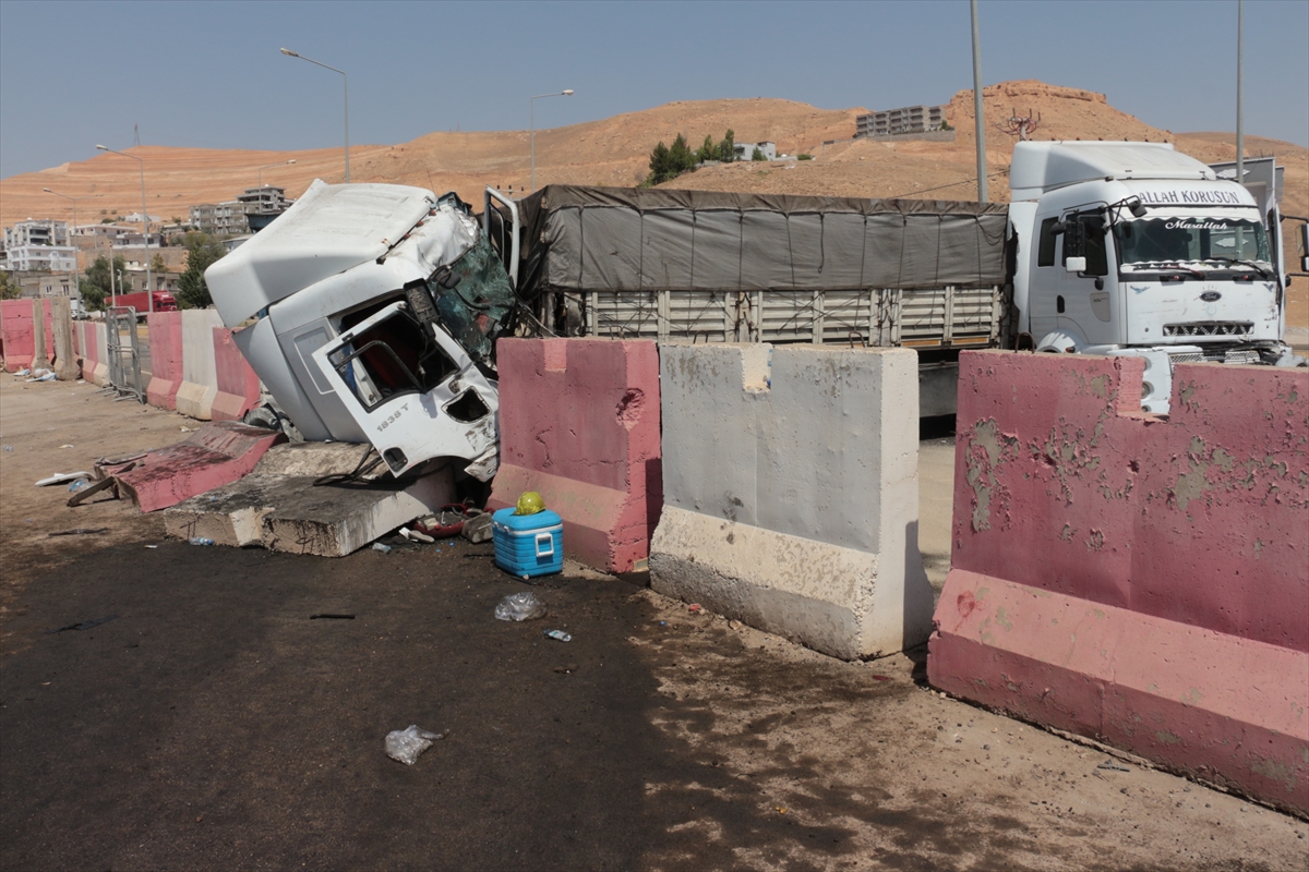 A A 20250821 38886320 38886318 S I R N A K T A S U R U C U L E R I K A R D E S O L A N I K I T I R I N C A R P I S T I G I K A Z A D A A G A B E Y O L D U K A R D E S I Y A R A L A N D I