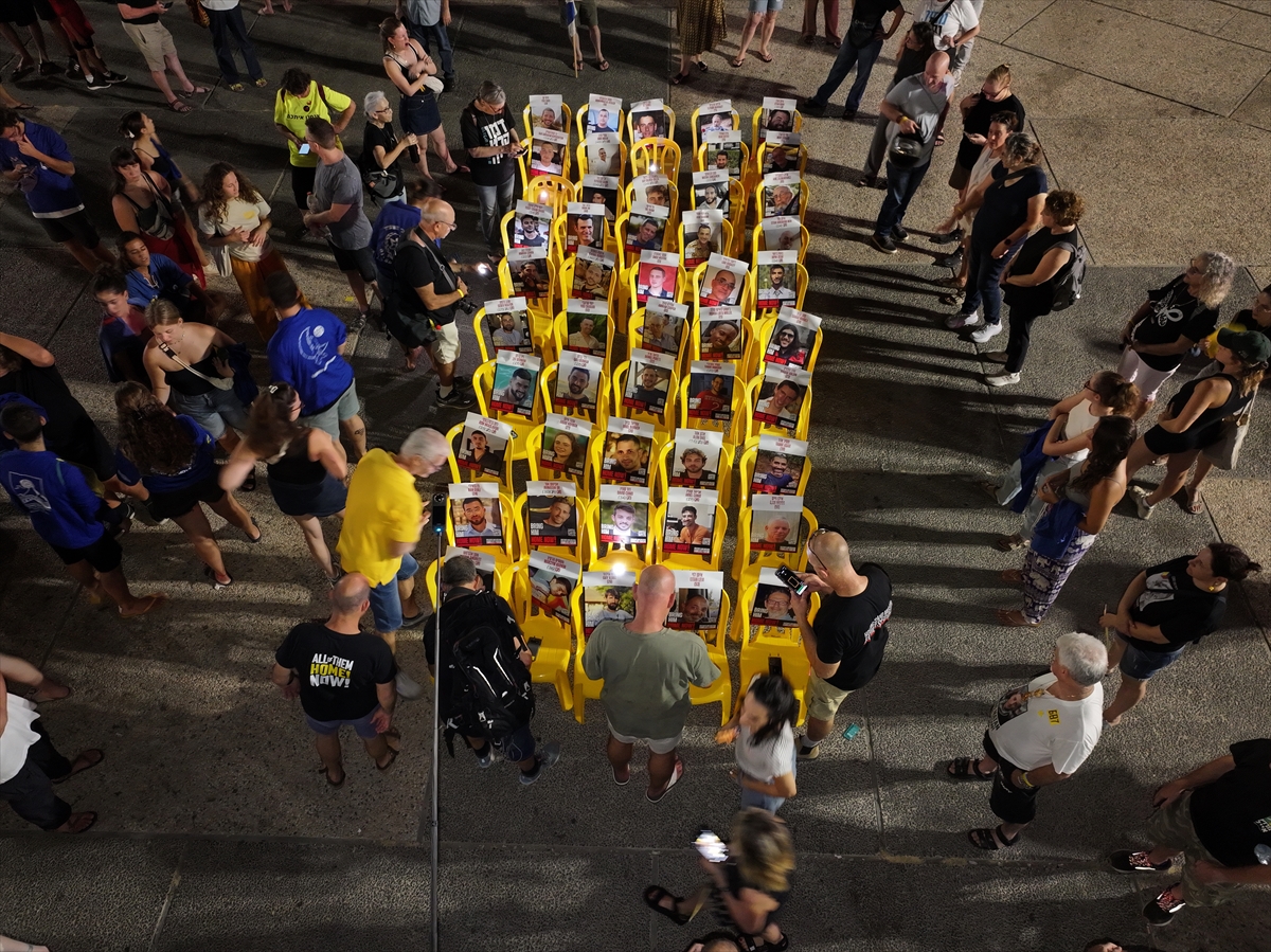 A A 20250823 38906533 38906526 T E L A V I V D E B I N L E R C E K I S I P R O T E S T O G O S T E R I S I D U Z E N L E D I