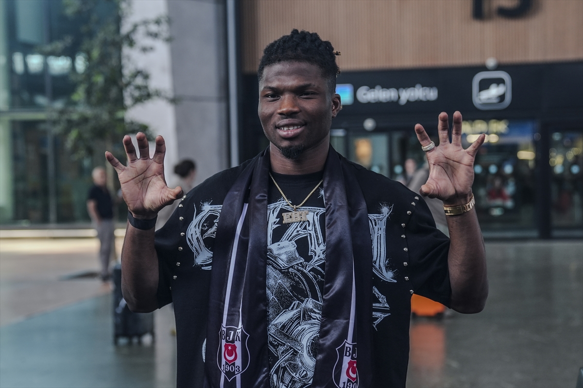 A A 20250825 38921930 38921928 E L B I L A L T O U R E B E S I K T A S I C I N I S T A N B U L D A