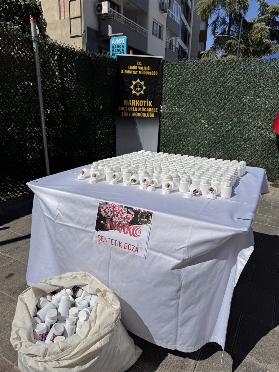 A A 20250826 38927218 38927216 I Z M I R D E U Y U S T U R U C U O P E R A S Y O N L A R I N D A 133 S U P H E L I T U T U K L A N D I