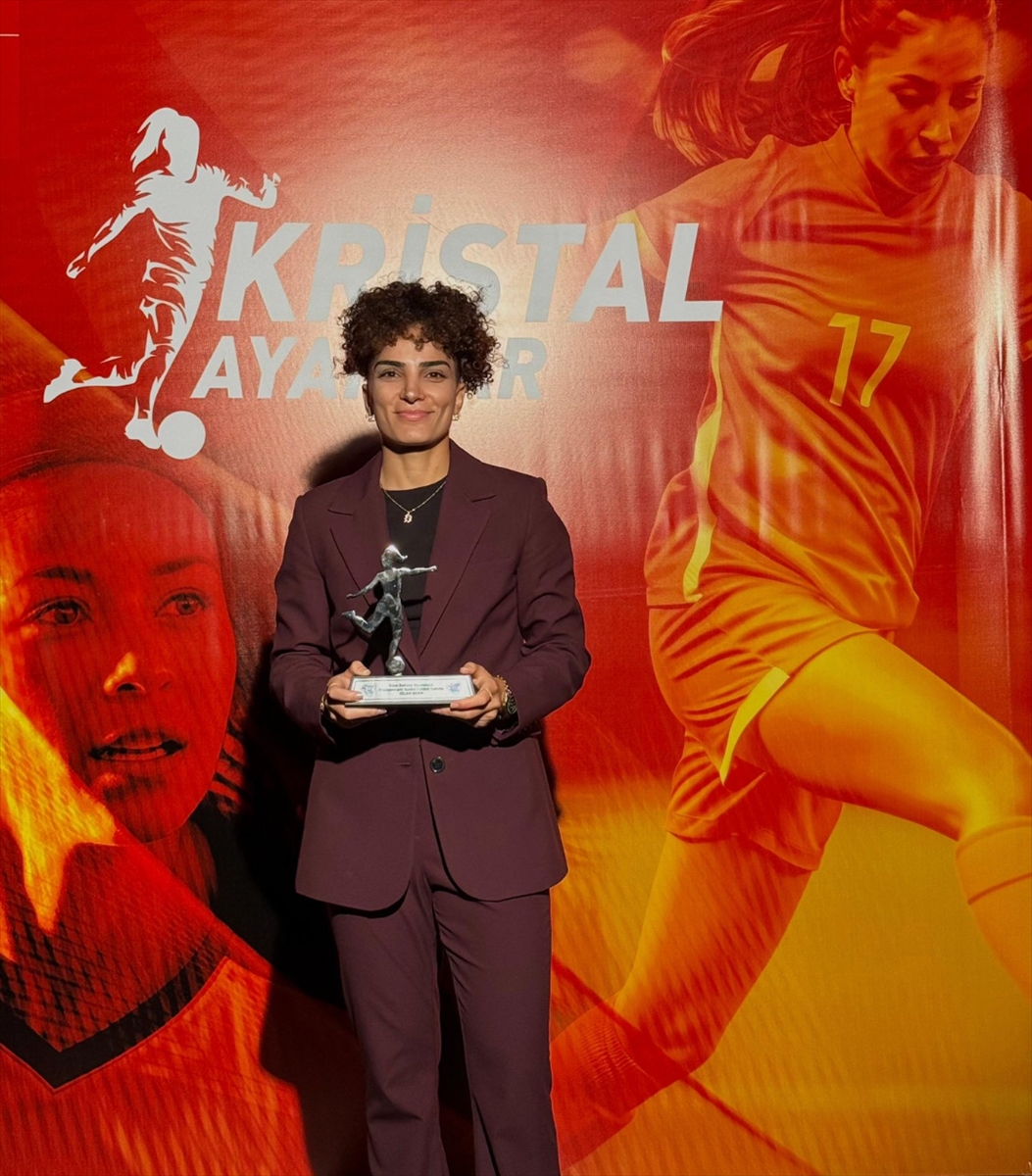 A A 20250828 38946798 38946797 T R A B Z O N S P O R D A N Y I L I N D E F A N S O Y U N C U S U S E C I L E N D I L A N B O R A Y A K U T L A M A