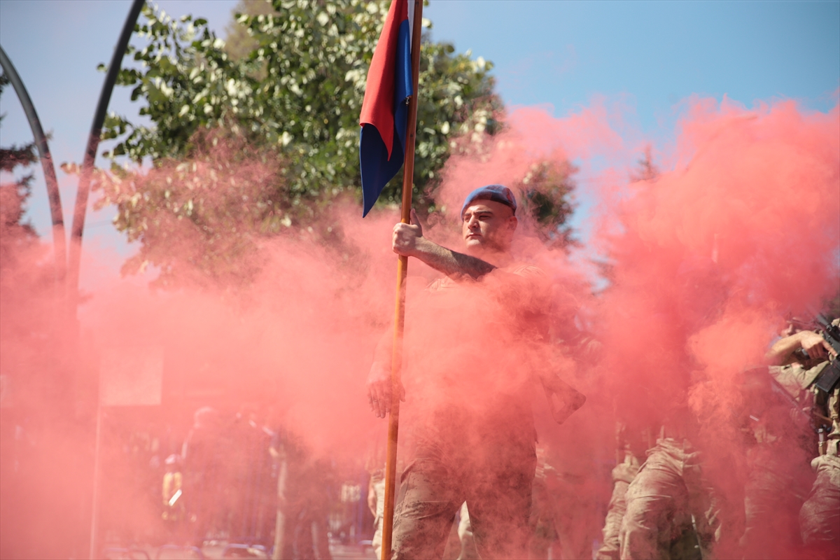 A A 20250830 38964477 38964476 30 A G U S T O S Z A F E R B A Y R A M I V E T U R K S I L A H L I K U V V E T L E R I G U N U