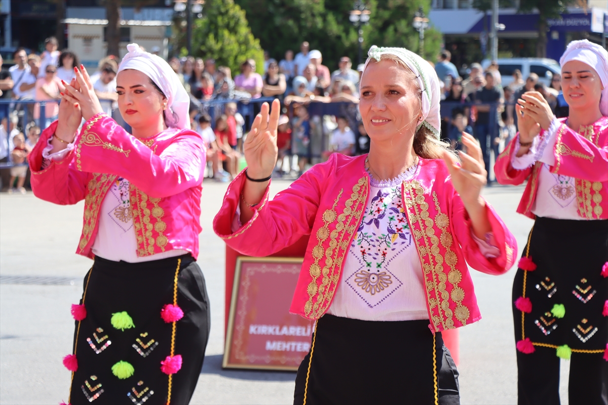 A A 20250830 38965044 38965033 30 A G U S T O S Z A F E R B A Y R A M I V E T U R K S I L A H L I K U V V E T L E R I G U N U