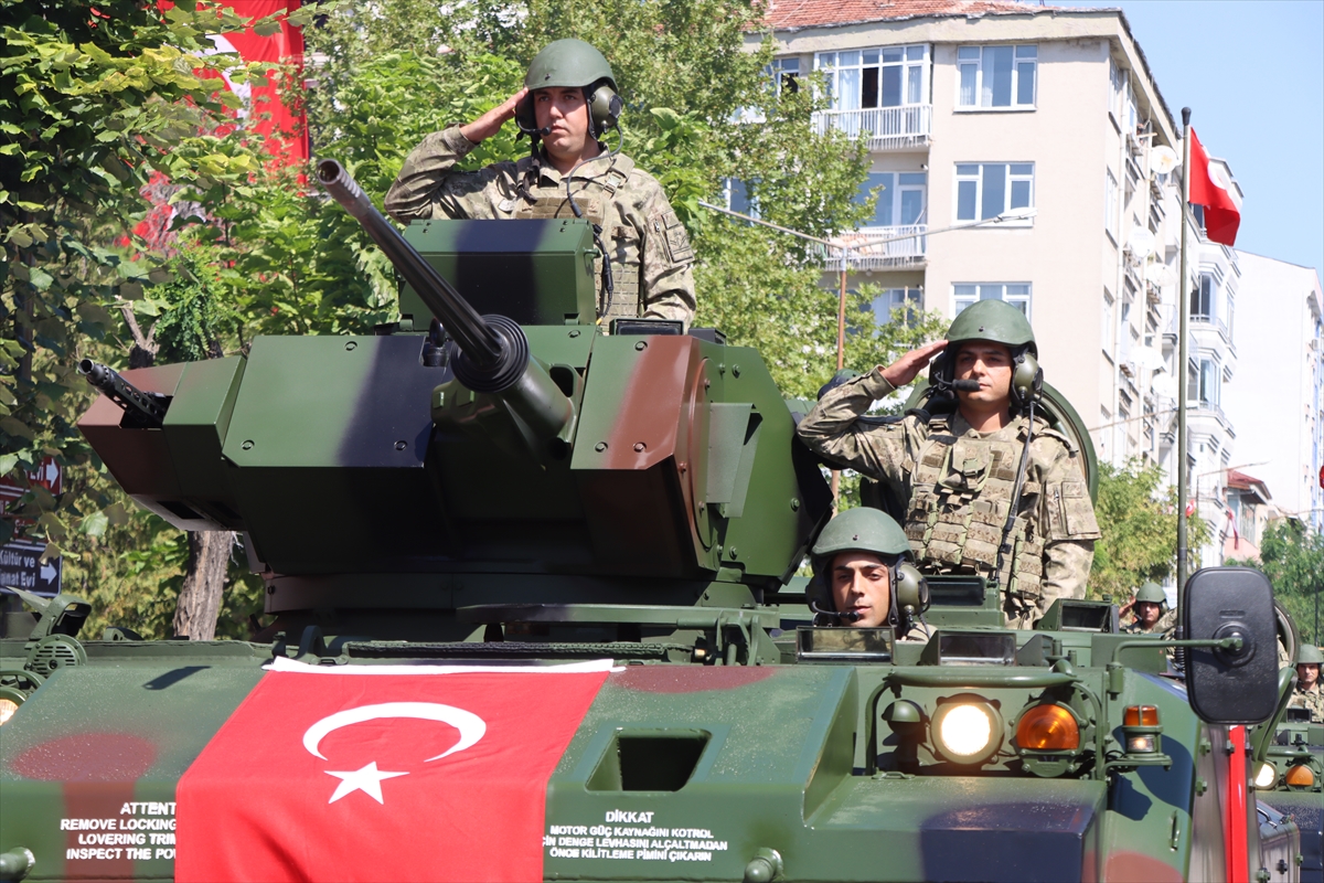 A A 20250830 38965044 38965034 30 A G U S T O S Z A F E R B A Y R A M I V E T U R K S I L A H L I K U V V E T L E R I G U N U