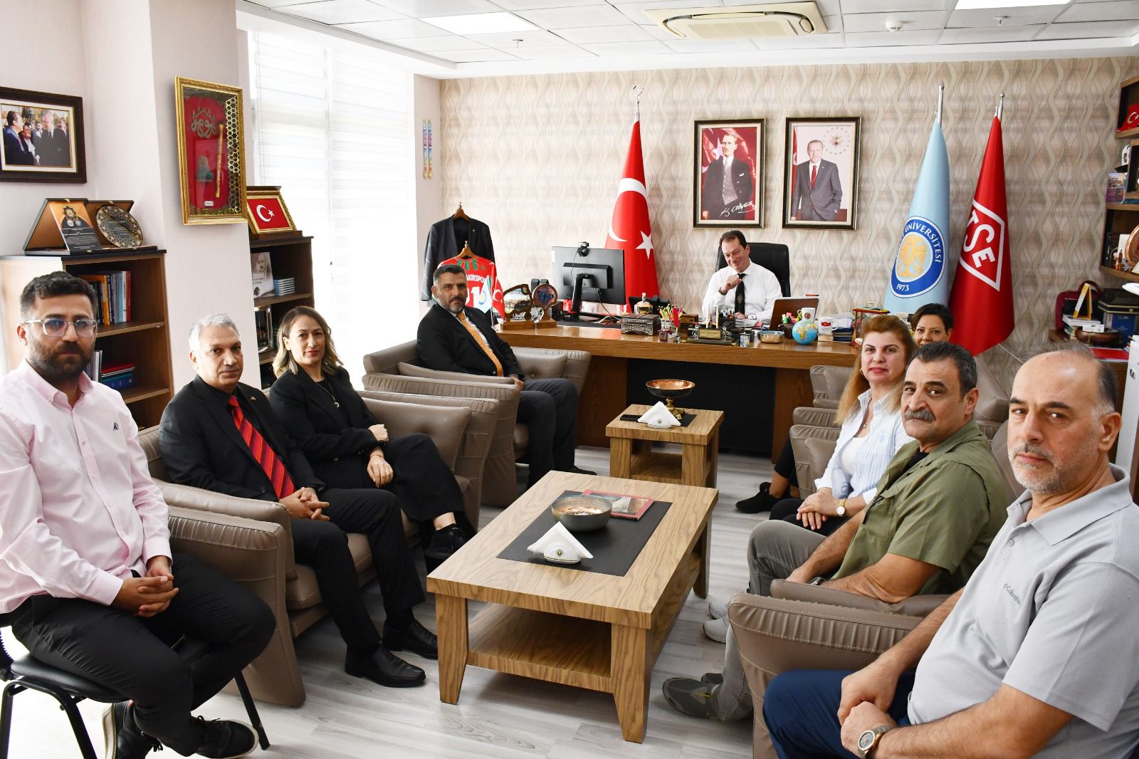 355407Ae 6542 4E4D B9C1 931C3Eae3422