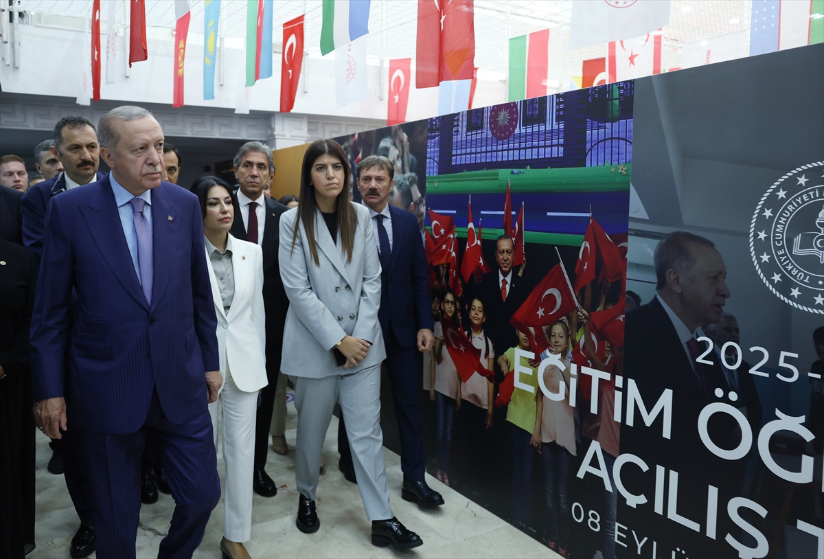 A A 20250908 39055324 39055310 C U M H U R B A S K A N I E R D O G A N 20252026 E G I T I M O G R E T I M Y I L I A C I L I S T O R E N I N E K A T I L D I