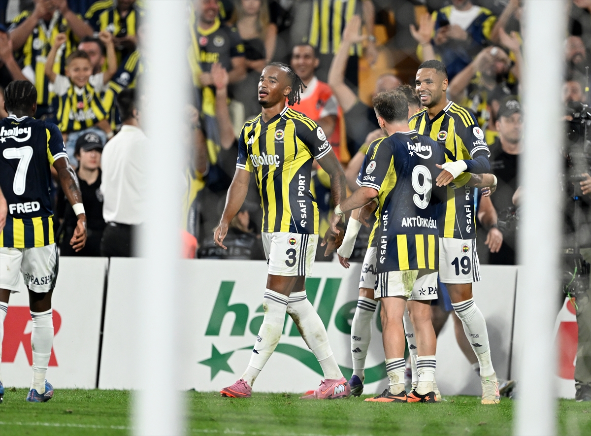 A A 20250914 39113697 39113687 F E N E R B A H C E T R A B Z O N S P O R