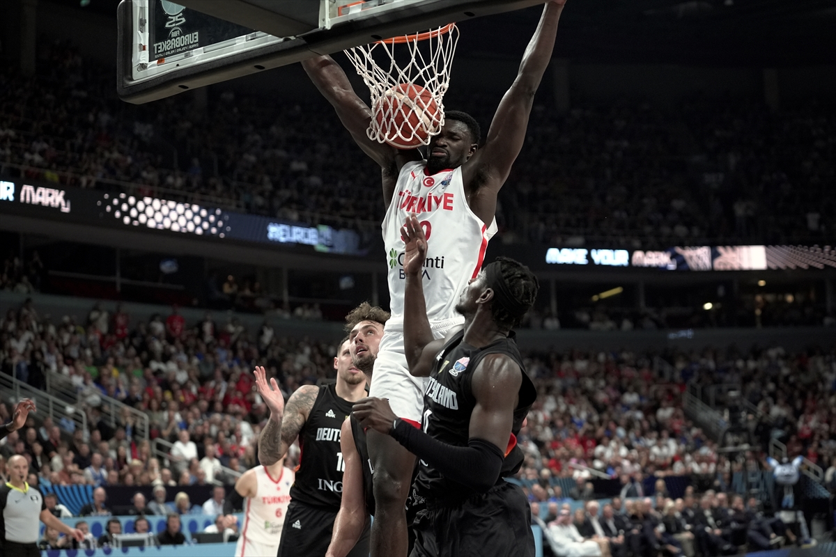 A A 20250914 39115388 39115379 E U R O B A S K E T 2025 T U R K I Y E A L M A N Y A