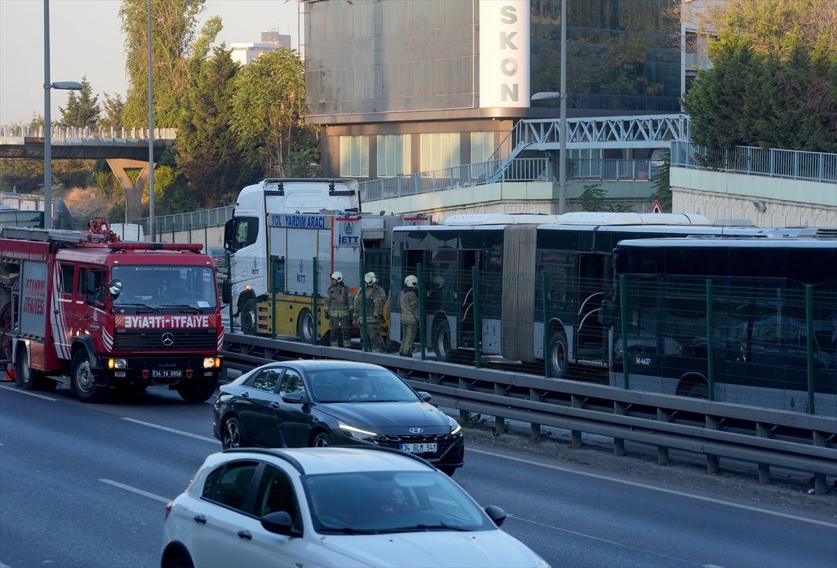 A A 20250916 39124837 39124835 Z E Y T I N B U R N U N D A M E T R O B U S T E C I K A N Y A N G I N S O N D U R U L D U