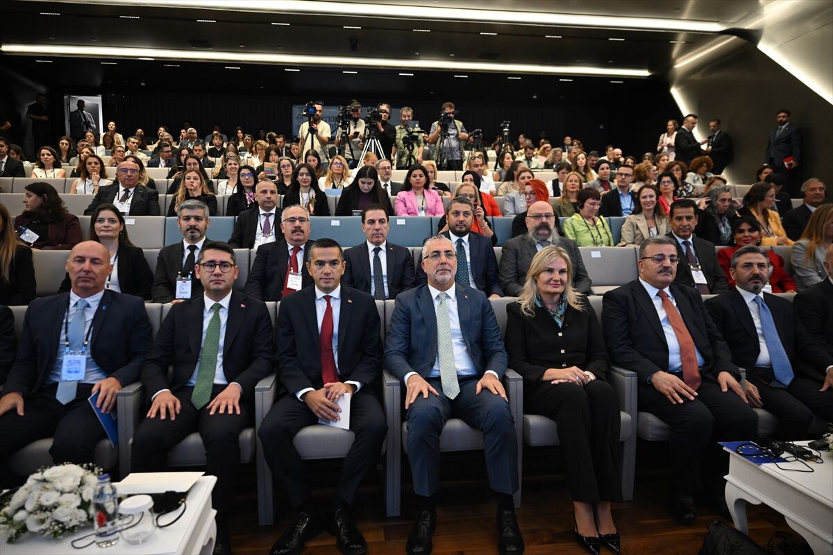 A A 20250918 39148782 39148771 S A N A Y I D E K A D I N L A R I N G U C L E N M E S I E N G E L L E R I A S M A K G E L E C E G I I N S A E T M E K K O N F E R A N S I