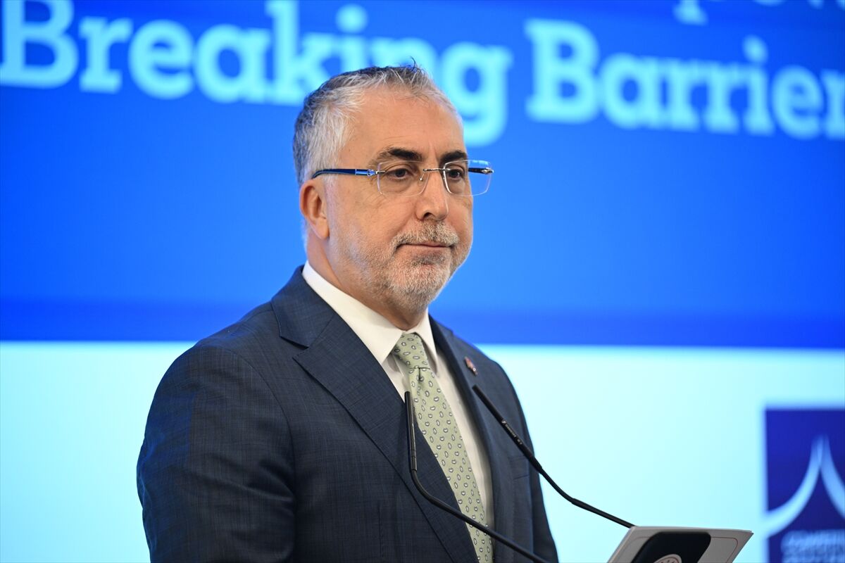 A A 20250918 39148782 39148773 S A N A Y I D E K A D I N L A R I N G U C L E N M E S I E N G E L L E R I A S M A K G E L E C E G I I N S A E T M E K K O N F E R A N S I