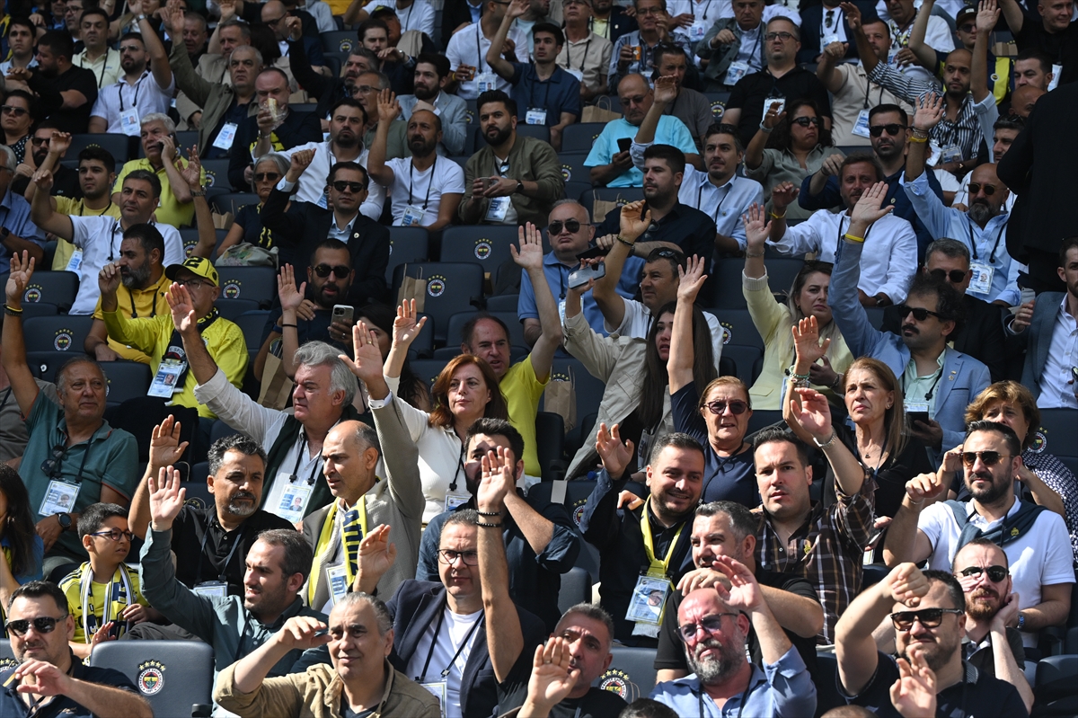 A A 20250920 39170791 39170779 F E N E R B A H C E K U L U B U S E C I M L I O L A G A N U S T U G E N E L K U R U L U