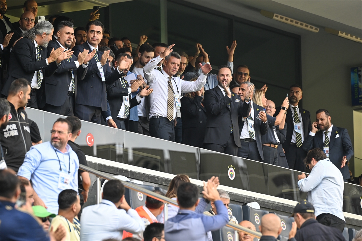 A A 20250920 39170791 39170784 F E N E R B A H C E K U L U B U S E C I M L I O L A G A N U S T U G E N E L K U R U L U