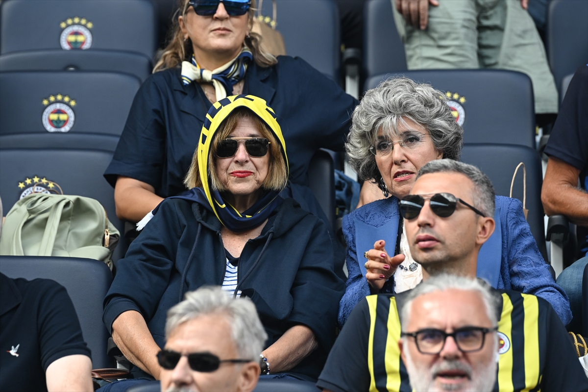 A A 20250920 39170791 39170788 F E N E R B A H C E K U L U B U S E C I M L I O L A G A N U S T U G E N E L K U R U L U