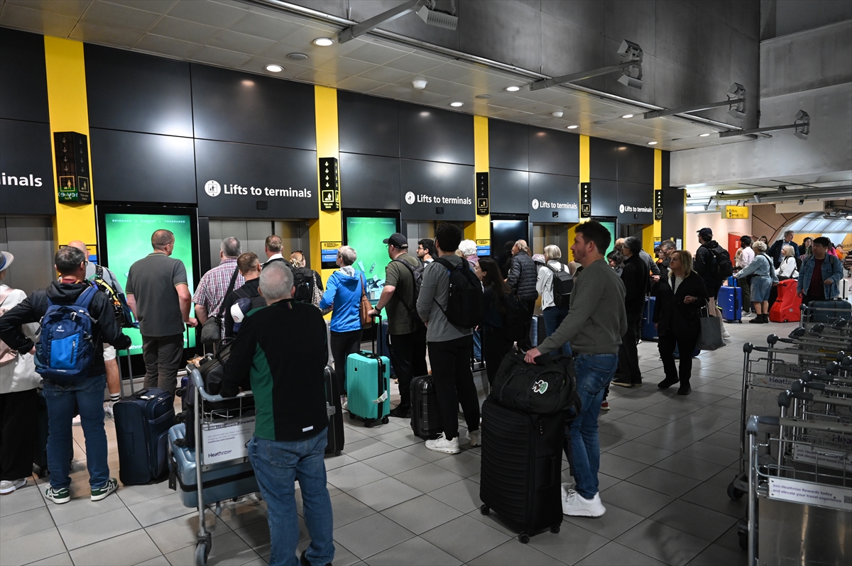 A A 20250920 39174236 39174231 H E A T H R O W H A V A L I M A N I N D A S I B E R S A L D I R I S O N R A S I Y O G U N L U K