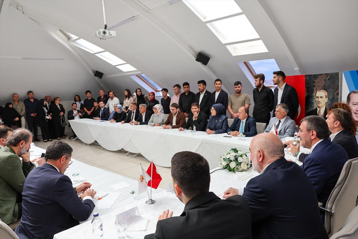 A A 20250925 39222424 39222408 C U M H U R B A S K A N I Y A R D I M C I S I Y I L M A Z A K P A R T I B A H C E L I E V L E R I L C E B A S K A N L I G I N D A K I P R O G R A M D A K O N U S T U