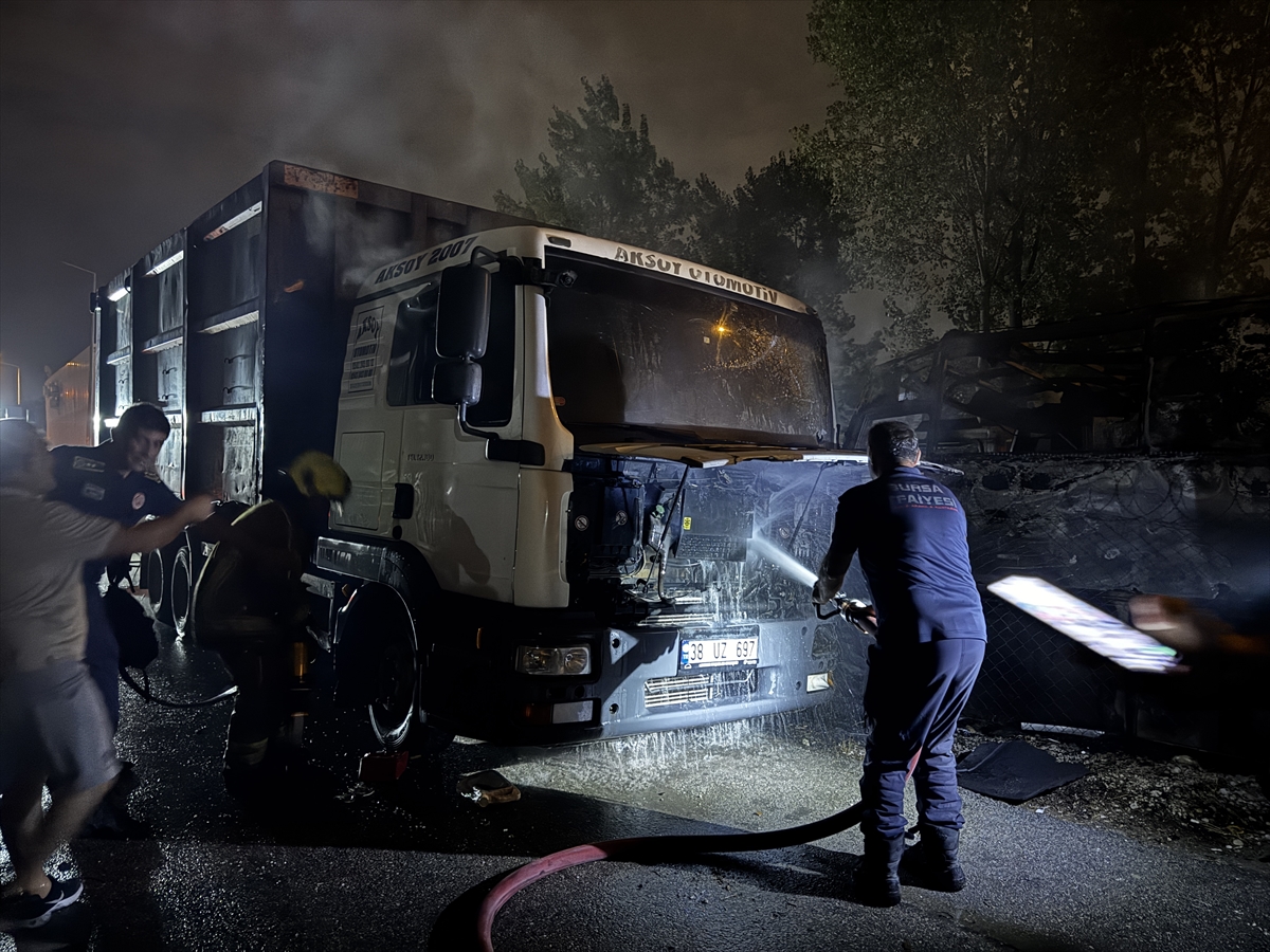 Bursakaravanyangın2