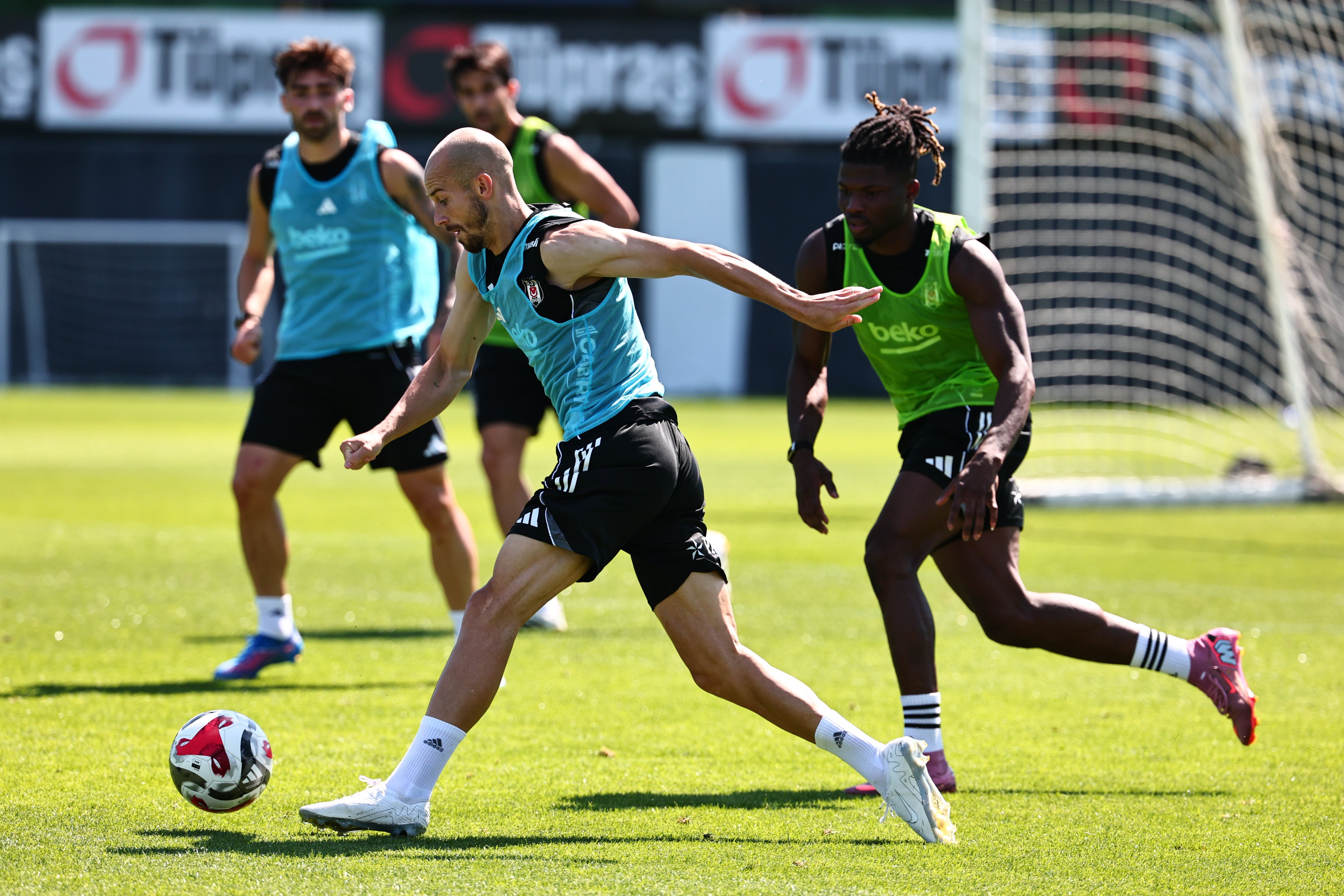 G095Cjb W M A Au8 I U