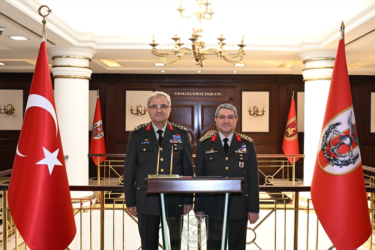 Genelkurmay Başkanı Orgeneral Bayraktaroğlu, Kuvvet Komutanlarını Kabul Etti 3