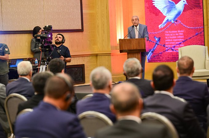 Gzvqg Fn W Y A Ap B R I