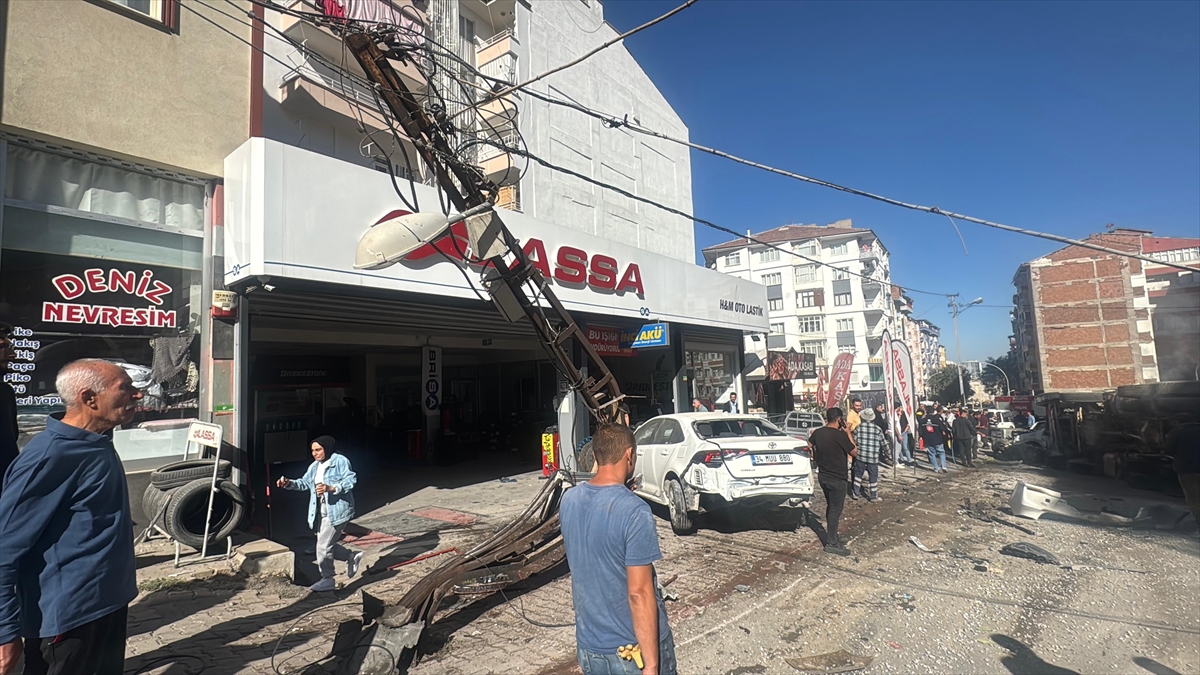 A A 20251002 39285374 39285372 M A L A T Y A D A F R E N I A R I Z A L A N A N K A M Y O N 15 A R A C A C A R P T I 3 K I S I Y A R A L A N D I