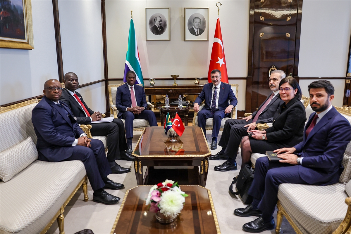 A A 20251015 39419712 39419690 T U R K I Y E I L E G U N E Y A F R I K A C U M H U R I Y E T I A R A S I N D A I K I L I U L U S A L K O M I S Y O N T O P L A N T I S I Y A P I L D I