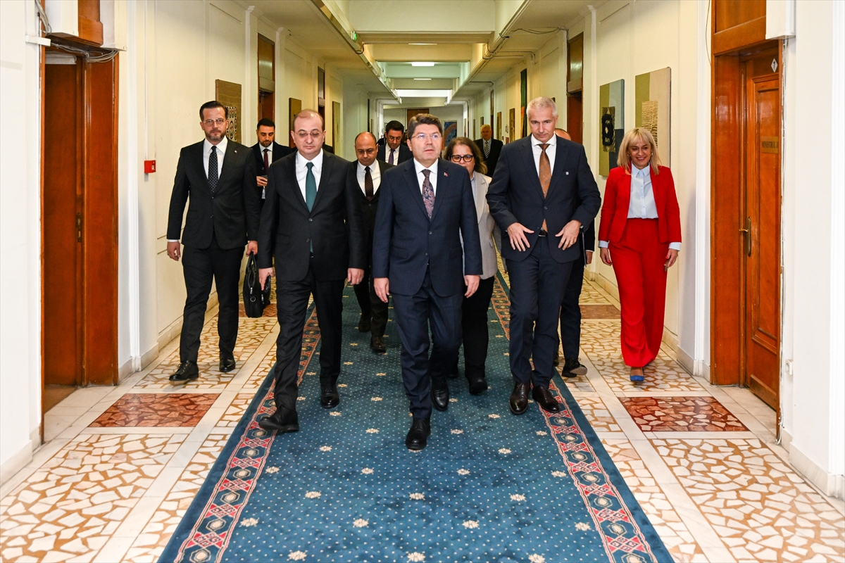 A A 20251016 39429329 39429325 A D A L E T B A K A N I T U N C B U K R E S T E R O M A N Y A L I M E V K I D A S I Y L A B I R A R A Y A G E L D I