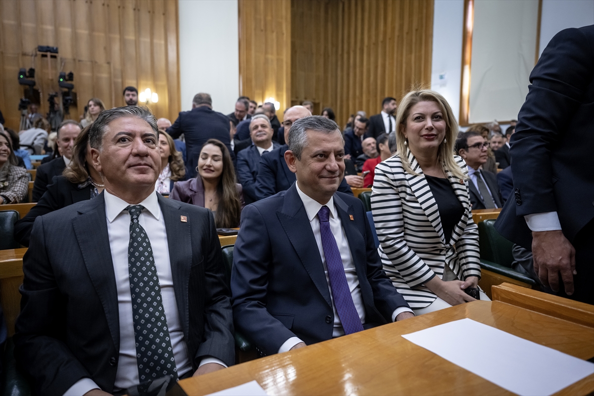 A A 20251021 39478537 39478525 O Z E L C H P T B M M G R U P T O P L A N T I S I N D A K O N U S T U