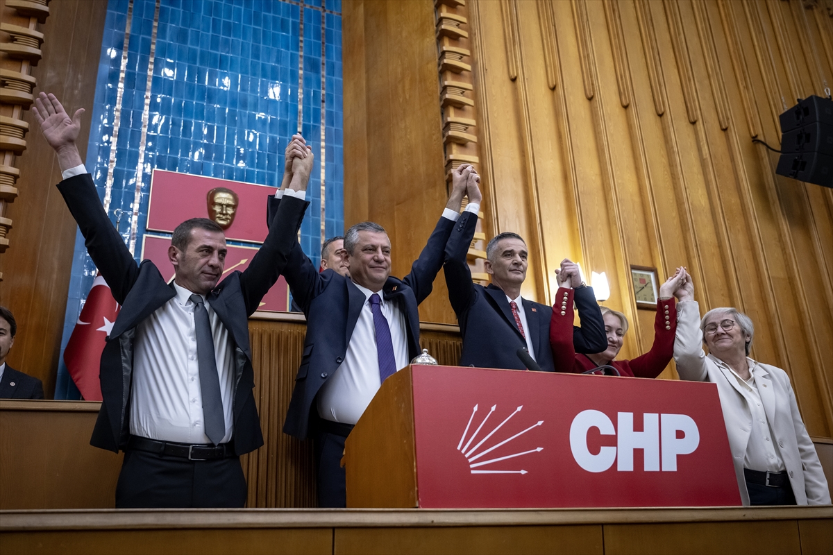 A A 20251021 39478537 39478532 O Z E L C H P T B M M G R U P T O P L A N T I S I N D A K O N U S T U