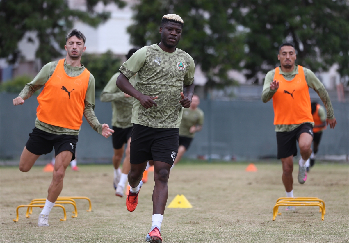 A A 20251022 39485792 39485787 A L A N Y A S P O R L I G D E N D U S M E K O R K U S U Y A S A M A K I S T E M I Y O R