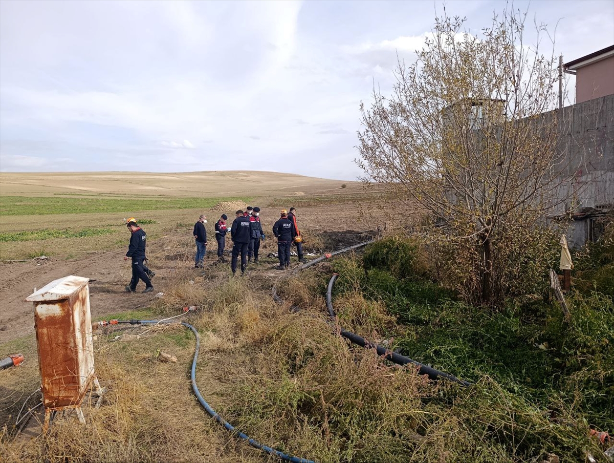 A A 20251023 39498418 39498416 S I V A S T A T E M I Z L I K I C I N G I R D I K L E R I F O S E P T I K T E Z E H I R L E N E N 2 K I S I H A Y A T I N I K A Y B E T T I